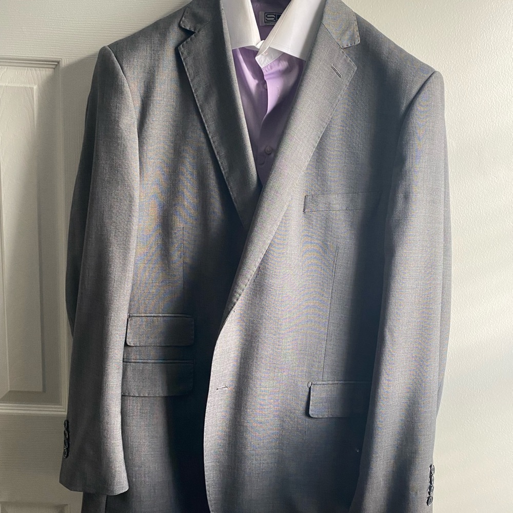 Bianco Brioni Suits and Tuxedos(5 Available)